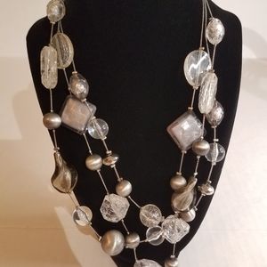 Ny silver tone three strand necklace j343